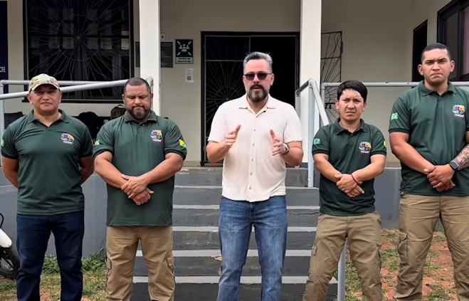 23C8B800-512E-4892-82F1-50D9289E5EF3