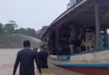 Barco naufraga e é resgatado por equipe do Saúde Itinerante no interior do Acre