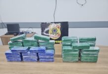 PF prende 3 pessoas e apreende mais de 50 kg de cocaína na fronteira do Acre com a Bolívia
