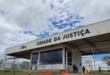 Justiça do Acre manda acusados de homicídio a júri popular após assassinato de jovem