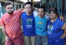 No Dia da Pessoa com Síndrome de Down, alunos da APAE mostram que inclusão se constrói todos os dias